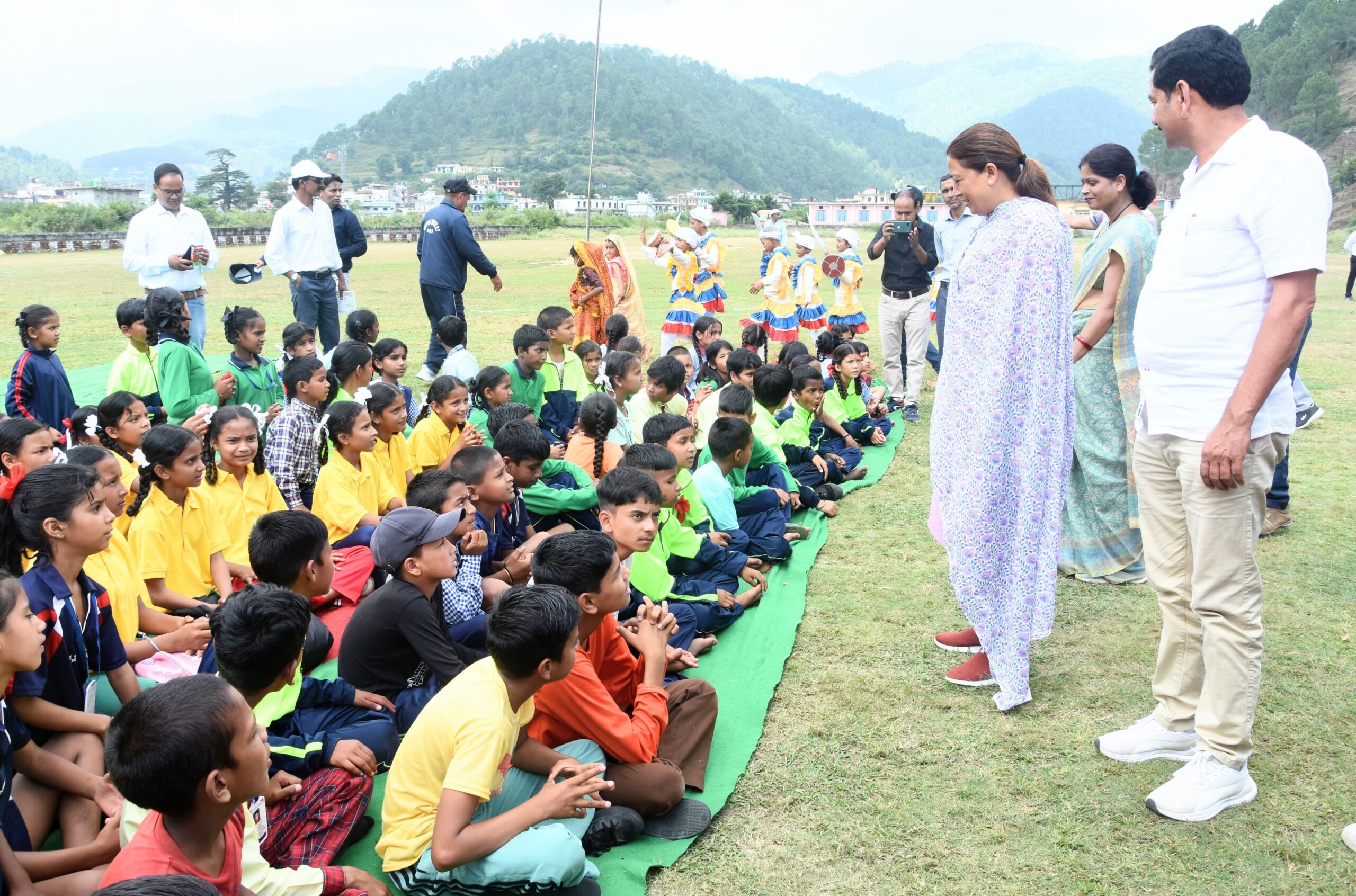 खेल मंत्री रेखा आर्या ने सोमेश्वर में किया ब्लॉक स्तरीय खेल प्रतियोगिता का उद्घाटन